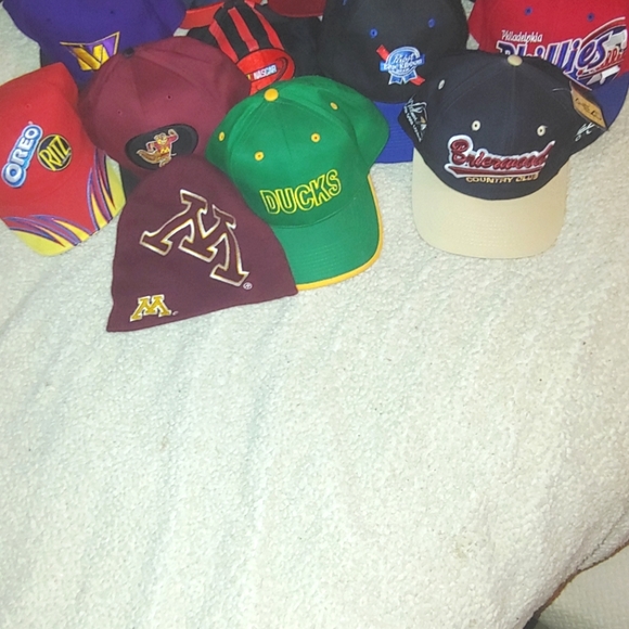 Great Condition Lot of Baseball Caps. - Picture 8 of 8